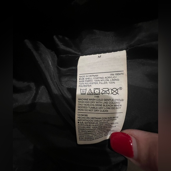 Old Navy Active Puffer Coat - Men’s Medium - Picture 5 of 5